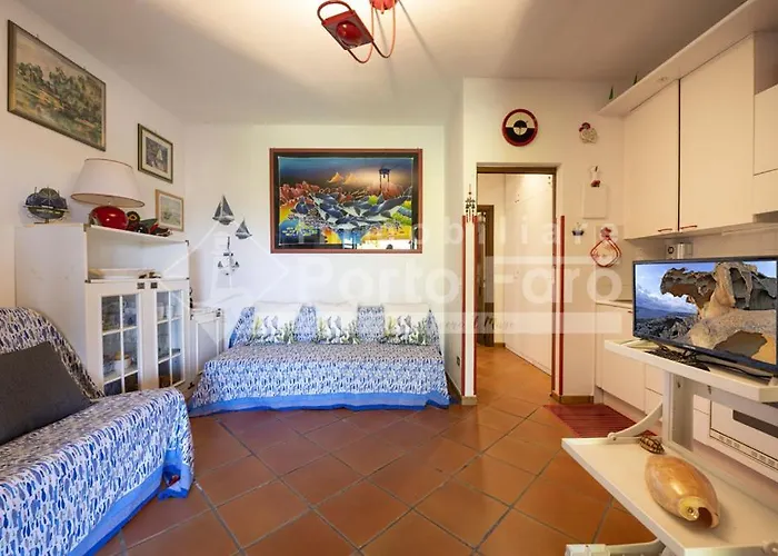 Villa 10d - Porto Mannu Grazioso Bilocale Con Patio E Giardino
