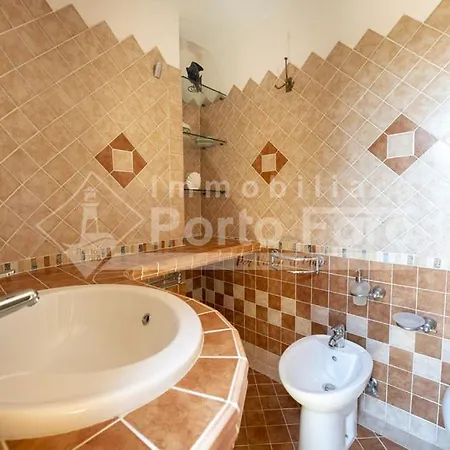 Villa 10d - Porto Mannu Grazioso Bilocale Con Patio E Giardino Palau